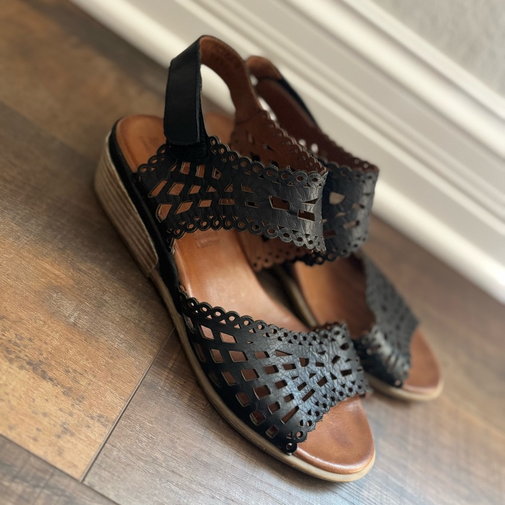 Spring Step Petra Black Leather Stacked Heel Sandals Women Size EU 38 US 7.5-8